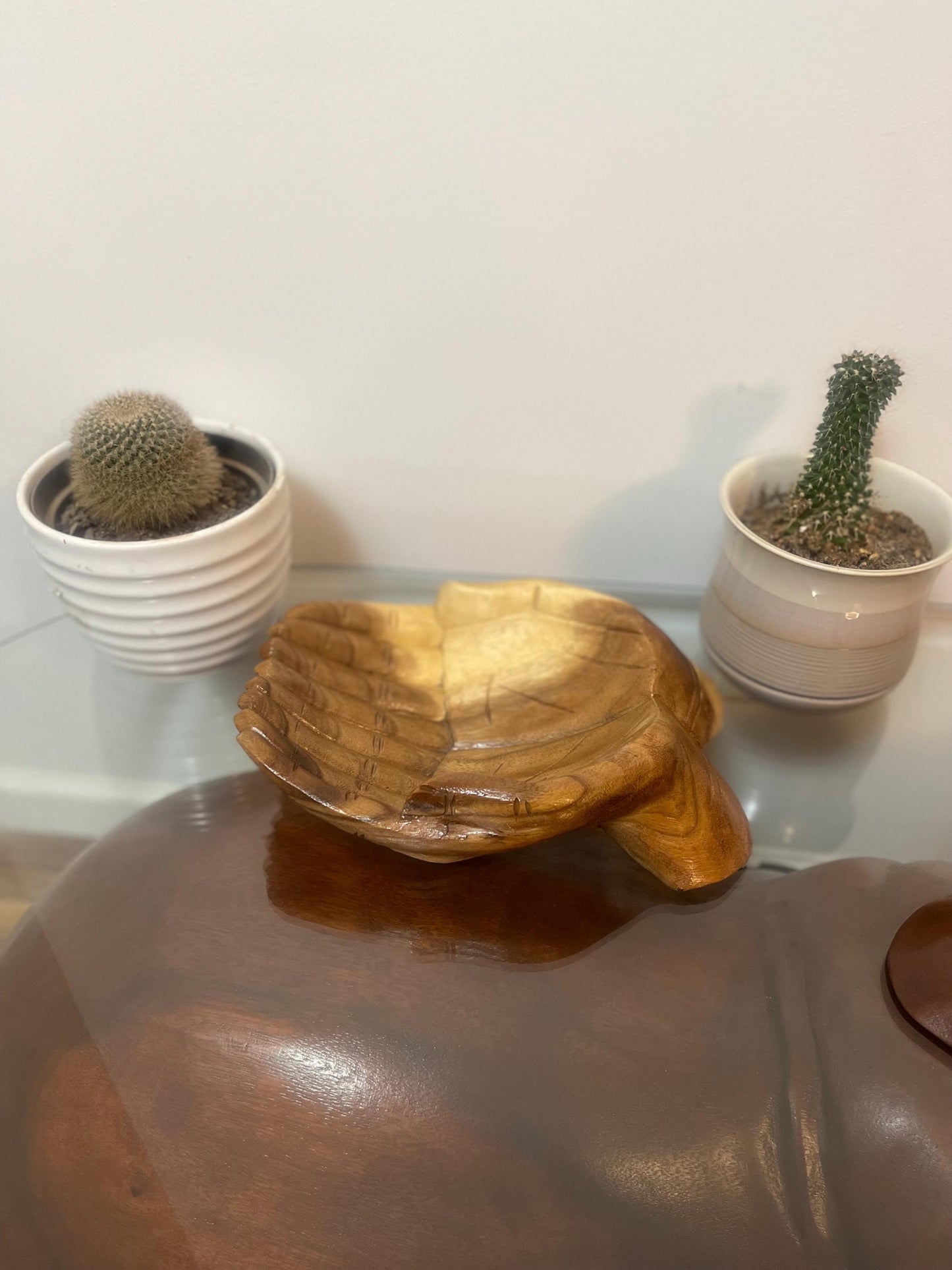 Carved Wooden Hands Bowl: Spiritual Home Decor, Gratitude Dish